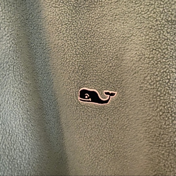 BARELY WORN Vineyard Vines Fleece 1/4 Zip! Size LG - Picture 4 of 4